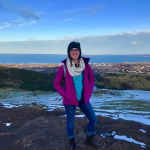 Meet your Posher, Nicole